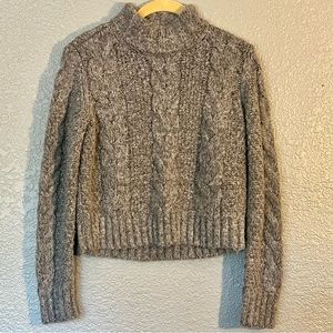 Woman’s Small American Eagle Turtle Neck Sweater